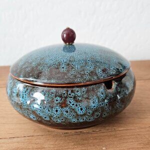 Ceramic Ashtray windproof, turquoise and black glaze w/lid, size 5.7"